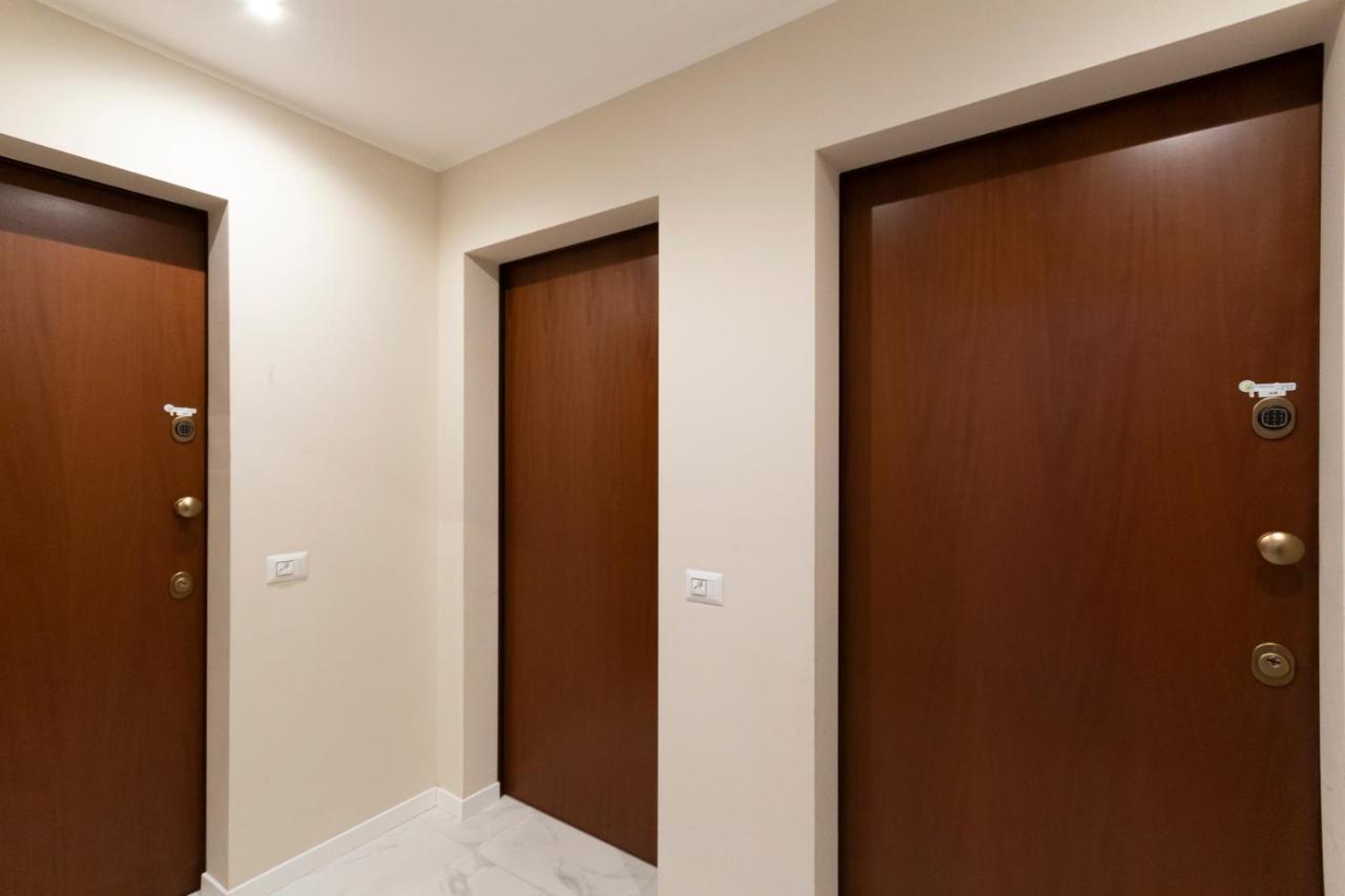 Via Torino Apartment 1 Milano Dış mekan fotoğraf